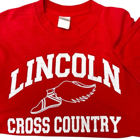Vintage Lincoln Cross Country Red Graphic Tee Size Small, 50/50 Cotton Soft - Picture 6 of 7